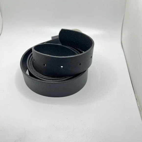 Leather Belt Black Genuine Leather Silver Buckle Casual Everyday 60" Long 4X - Picture 3 of 9